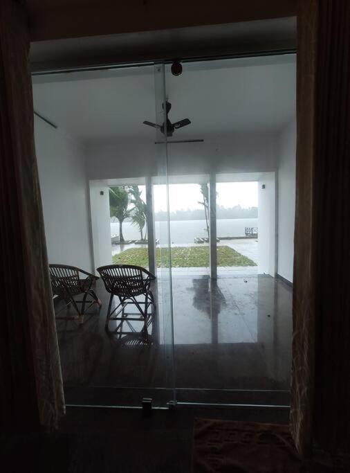 Riveria Portico Villa North Paravur Bagian luar foto