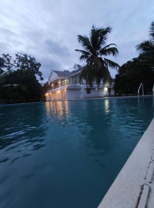 Riveria Portico Villa North Paravur Bagian luar foto